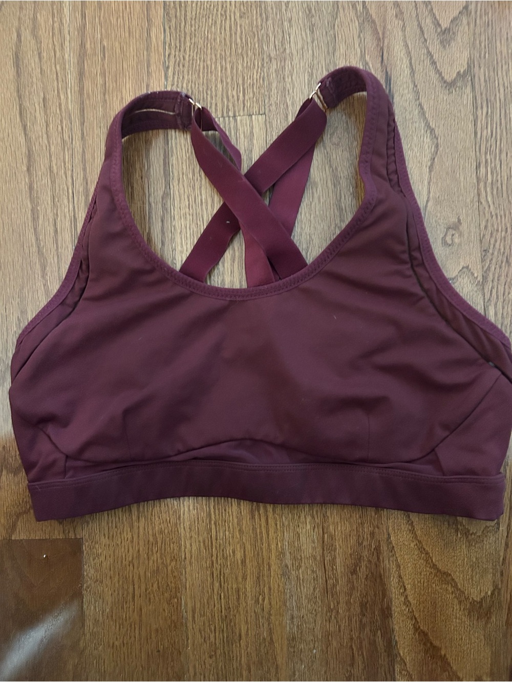 Fabletics Cross-Back Sports Bra in Deep Burgundy XL